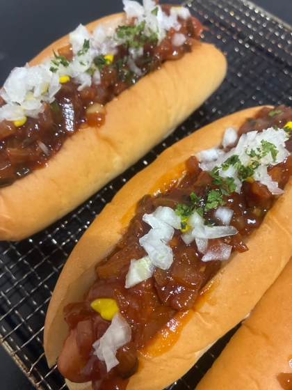 自家製チリソースがウマウマ♪スパイシーチリドッグ★