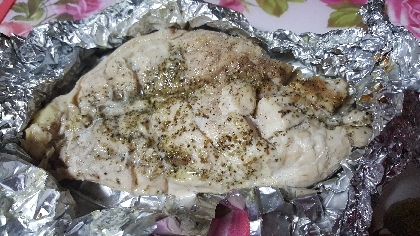 サラダチキンのふっくらホイル焼き