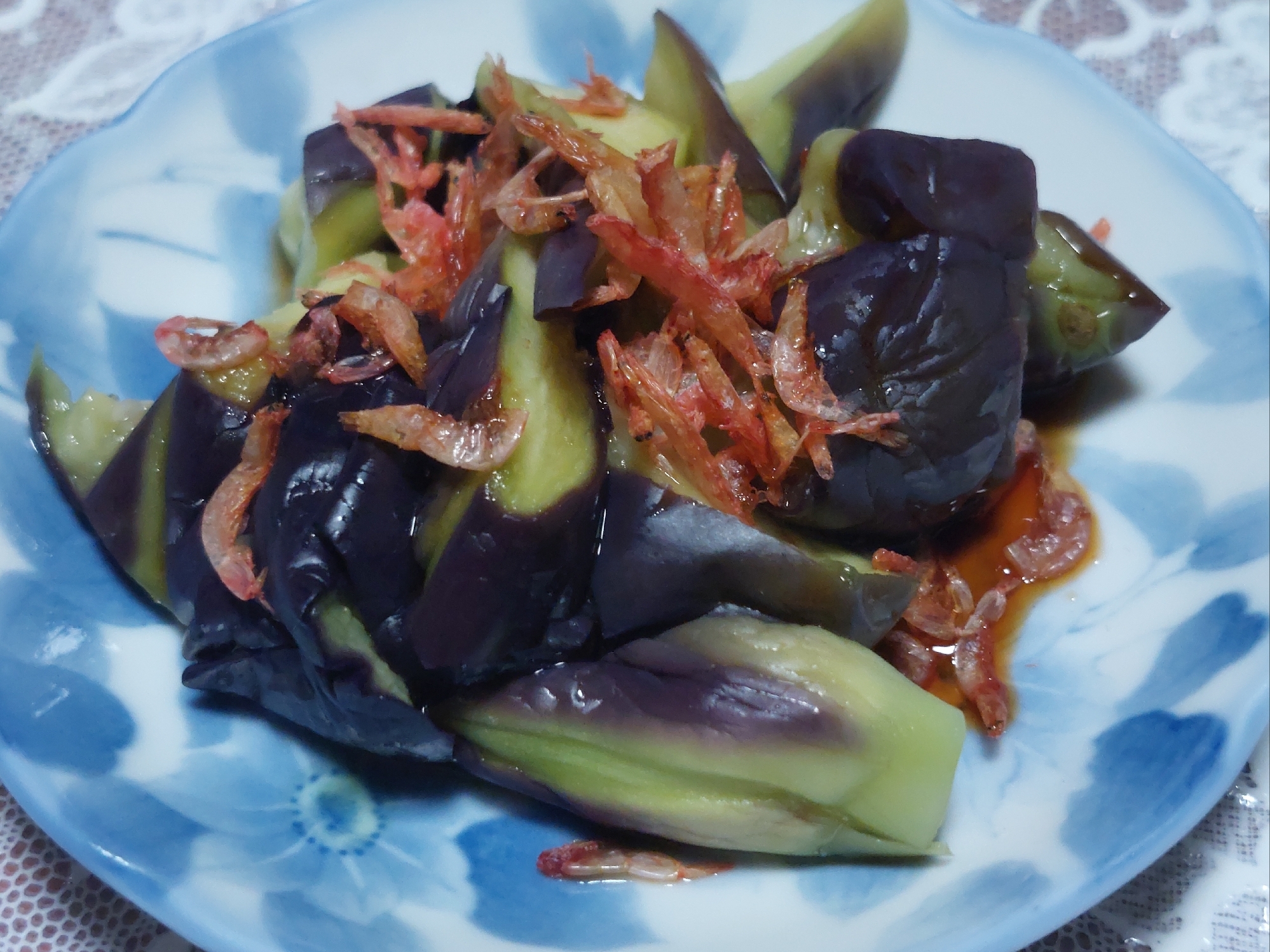 蒸しナスの干しえびがけ