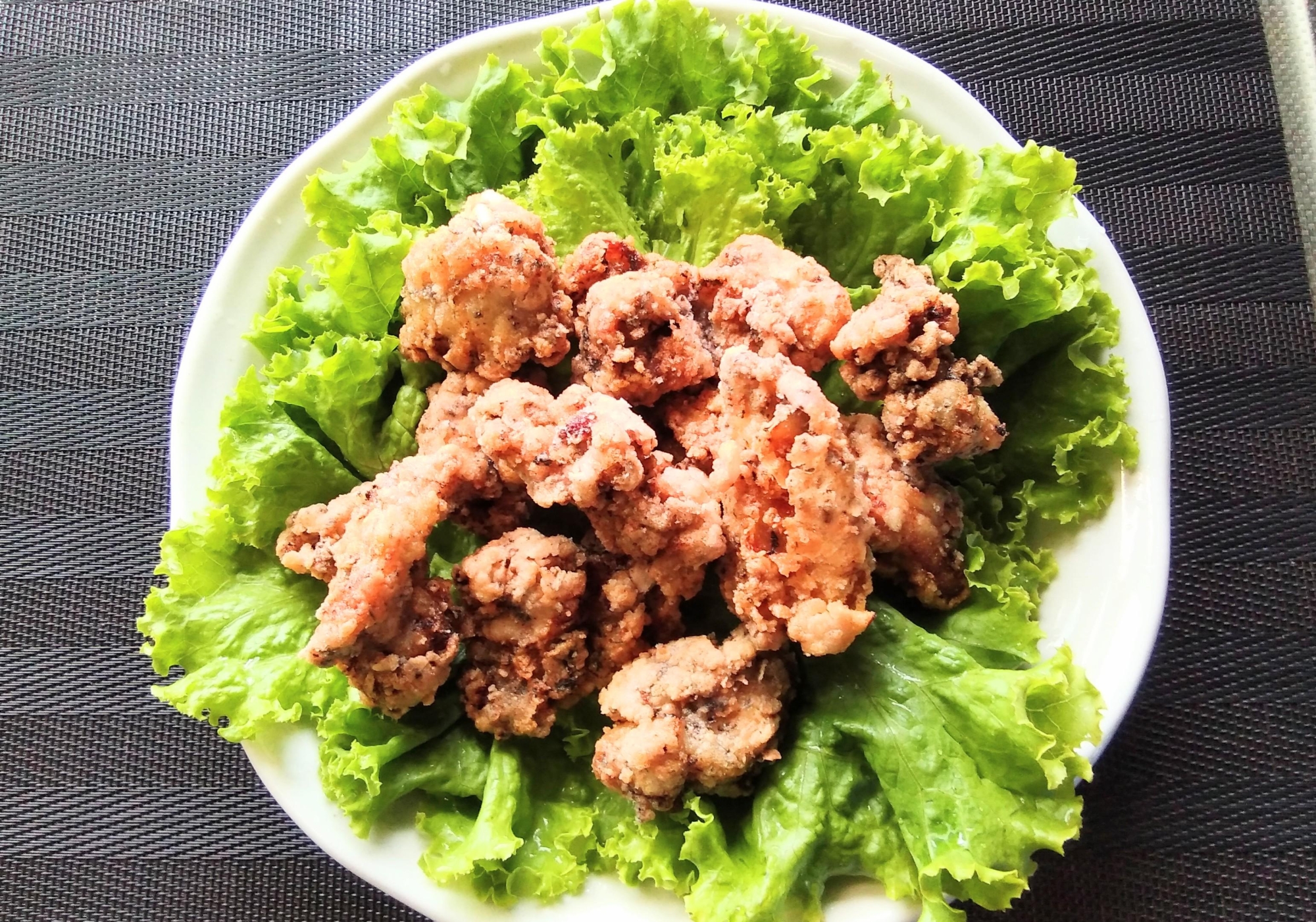 ゆかり風味の鶏もも肉の唐揚げ