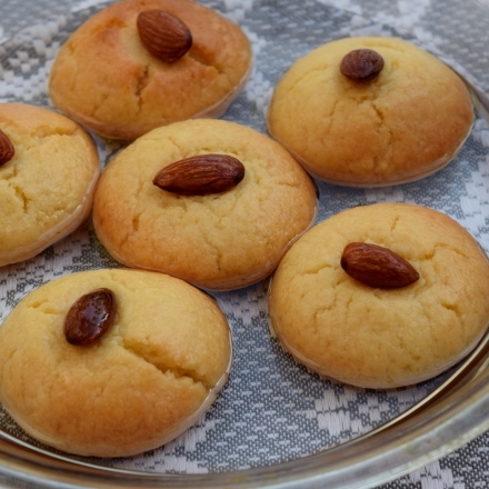 トルコのお菓子★アーモンドのシロップ漬けクッキー