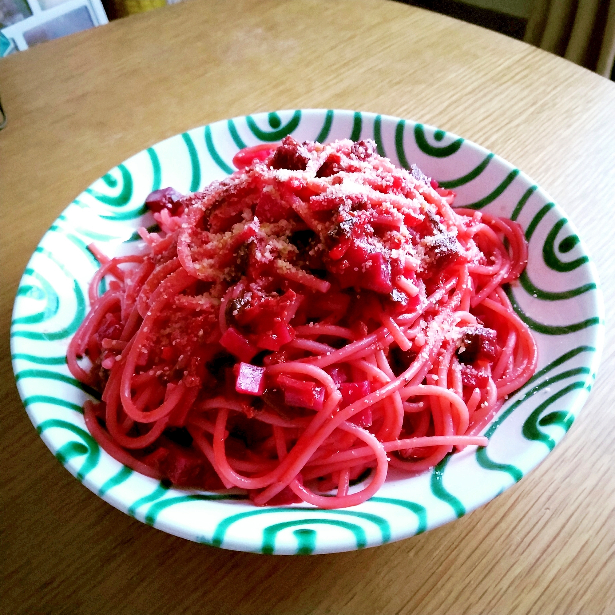 丸ごとビーツのパスタ