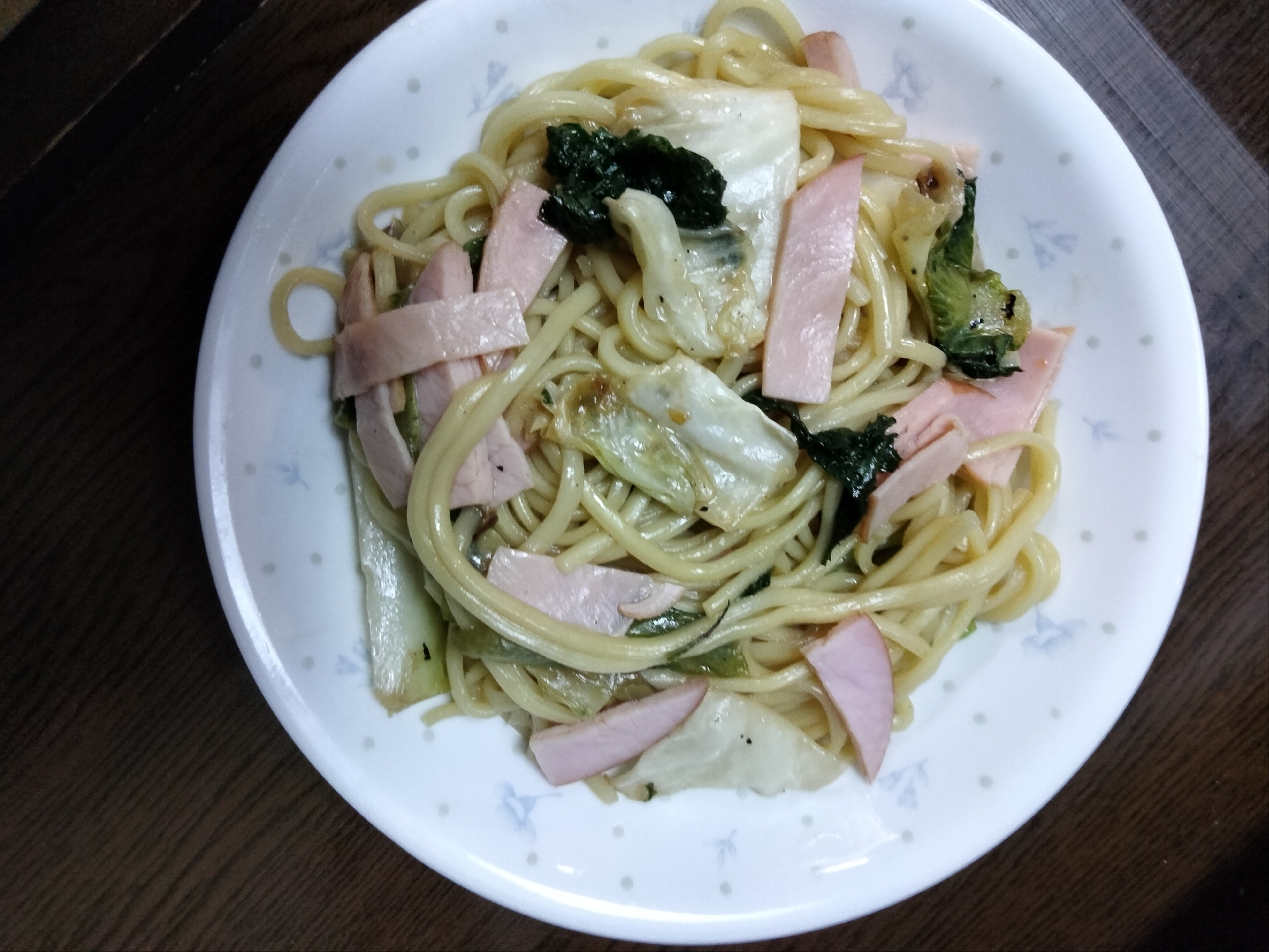 ソース焼きそば ハムキャベツ青菜入れて