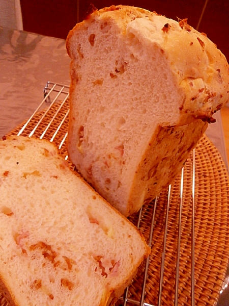 ホームベーカリー。早焼きオニオンベーコンチーズパン