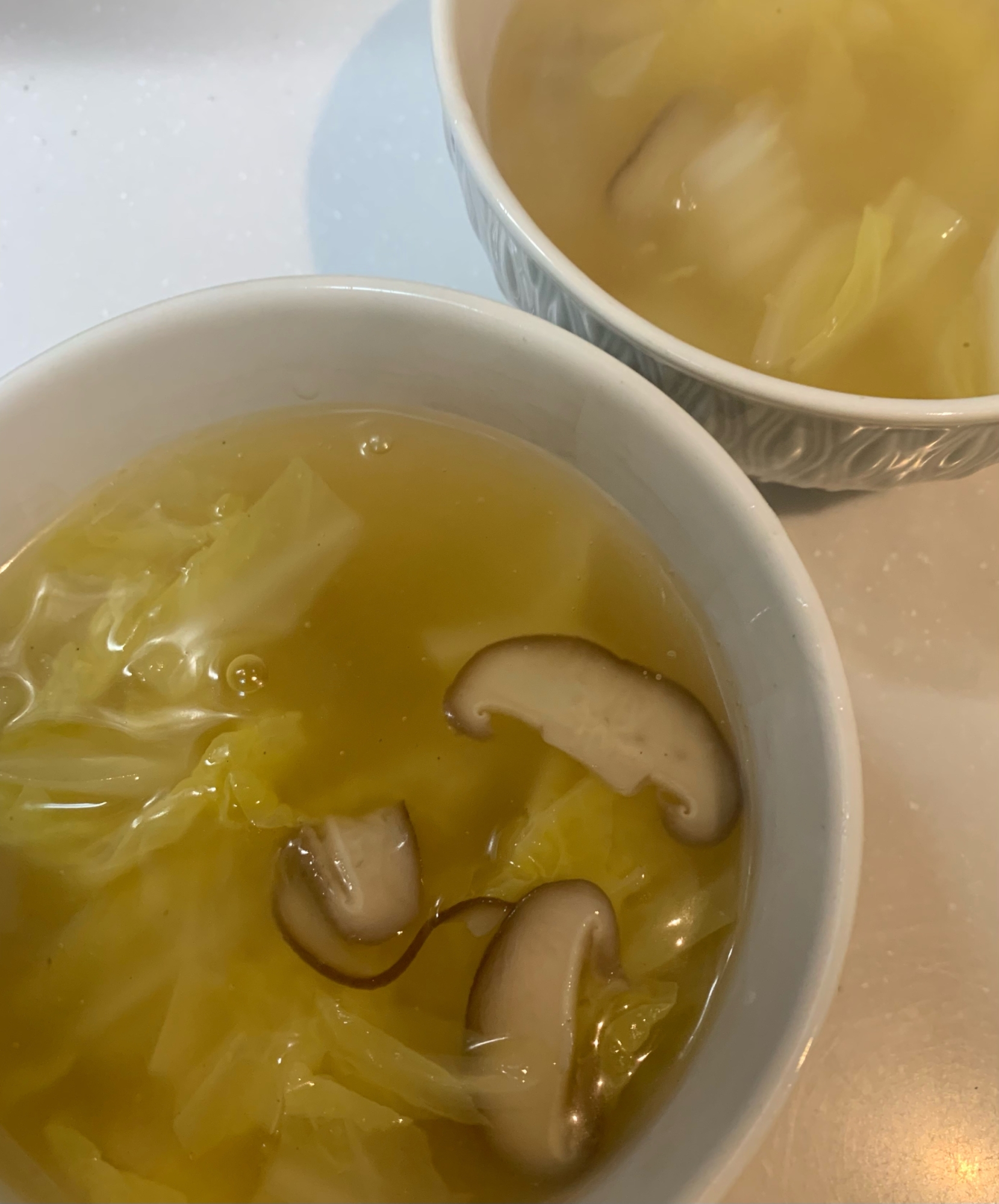 白菜と椎茸で 熱々とろみスープ