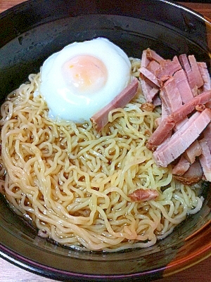 インスタントラーメンで冷やしラーメン