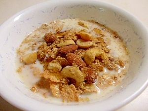 ナッツと玄米豆乳シリアル レシピ 作り方 By ドキンちゃんmico 楽天レシピ