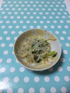 ナムルに小松菜を使ったのは初めてです。
クセがなくて美味しかったです。