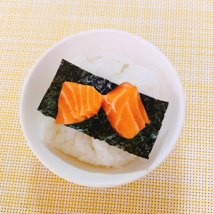 海苔のせたまぐろ丼