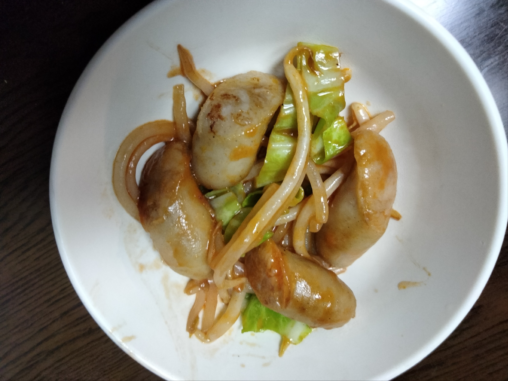 ウインナーと春キャベツもやし ケチャップ炒め
