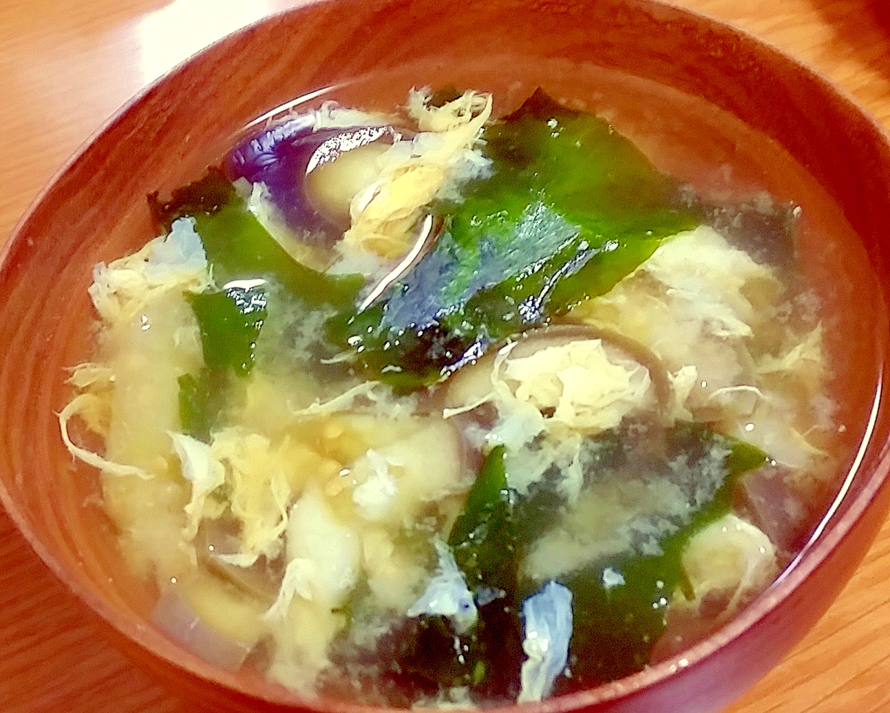 ナスとわかめのかきたま味噌汁☆