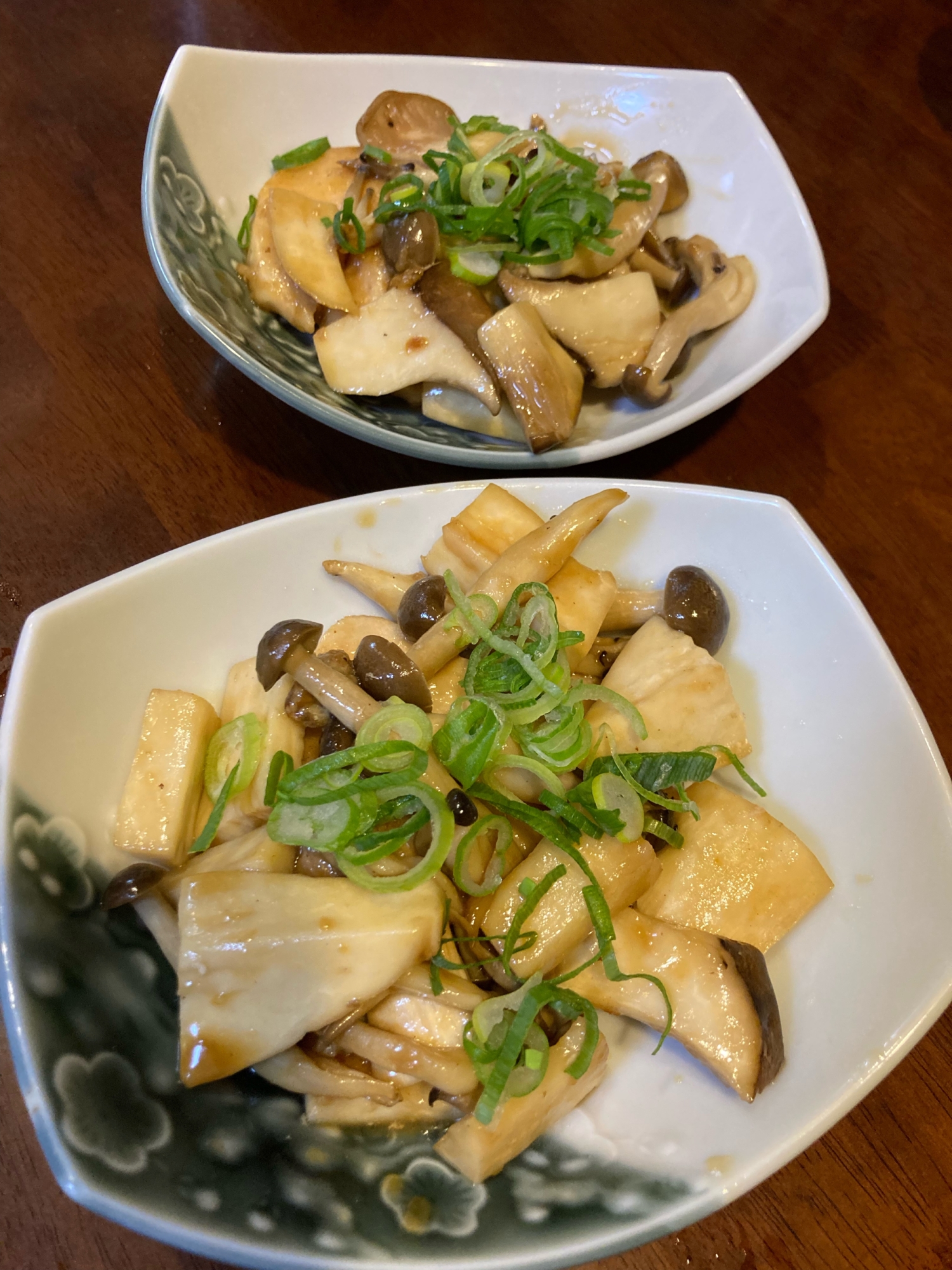 きのこと鶏胸肉炒め