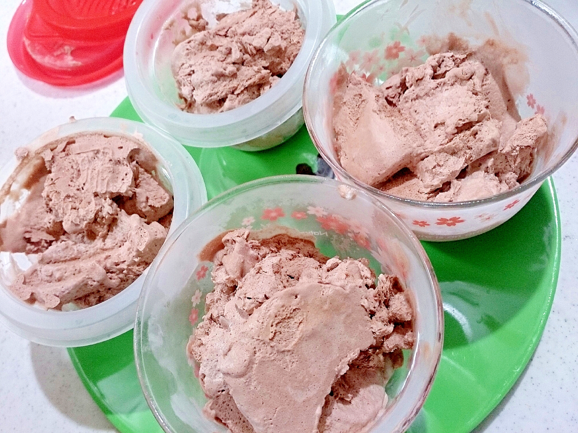 チョコレートホイップアイスクリーム
