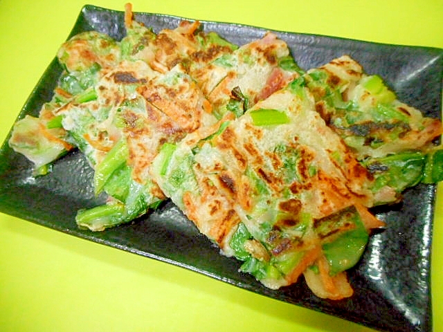 小松菜と人参ベーコンのチヂミ