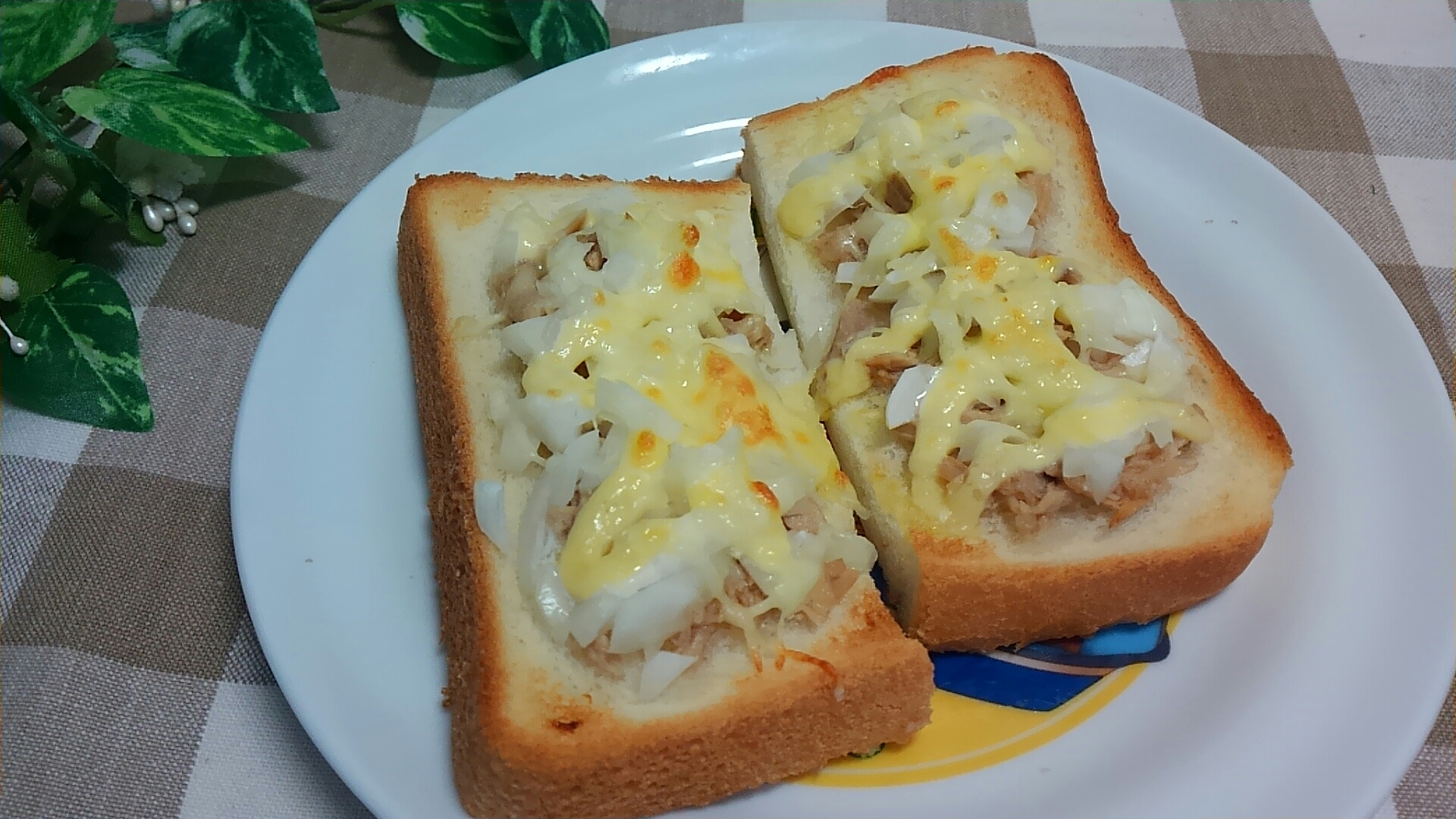 朝食に☆ツナとチーズのトースト