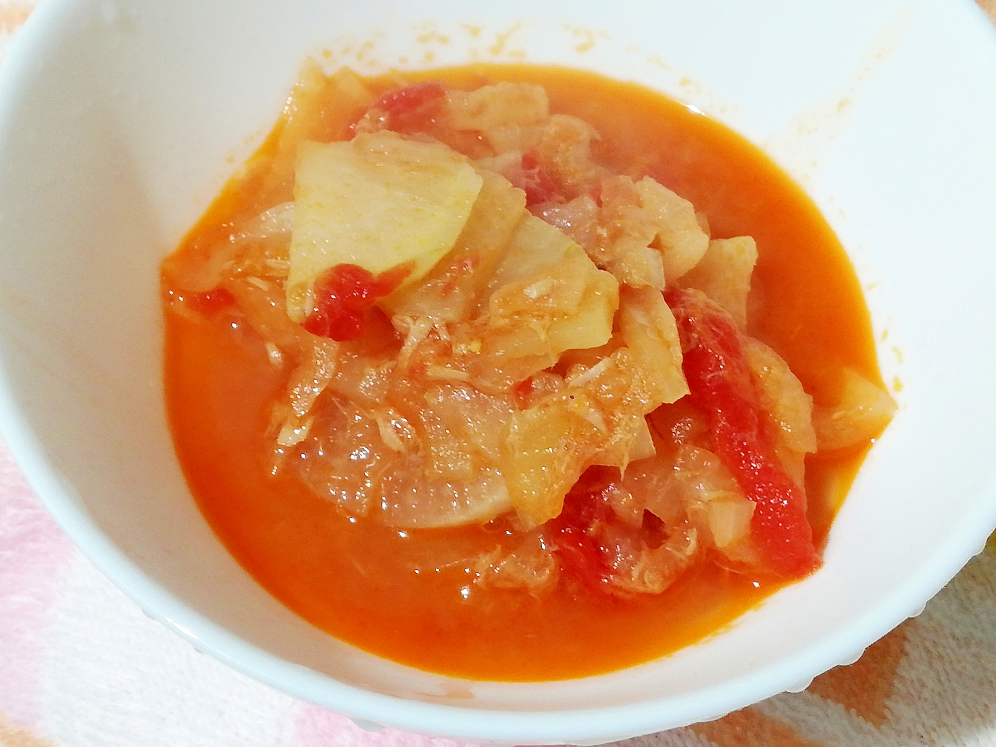 ツナ缶で簡単作りおき！トマトと大根のさっと煮