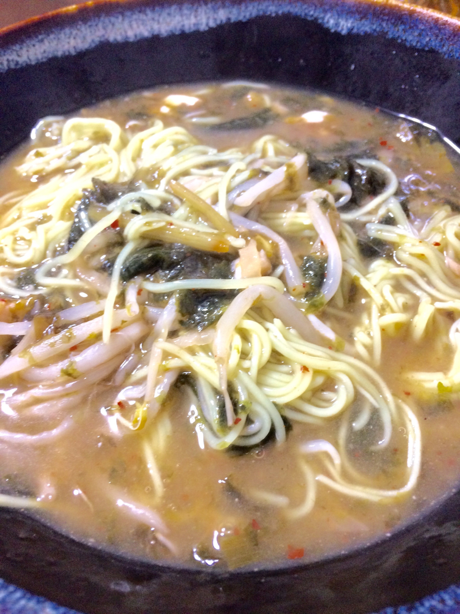 モヤシ、キムチ、にゅうめん