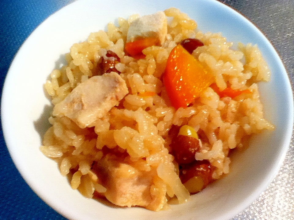 炊飯器で簡単 銀杏と鶏肉の炊き込みご飯 レシピ 作り方 By 女美食ハンター 楽天レシピ