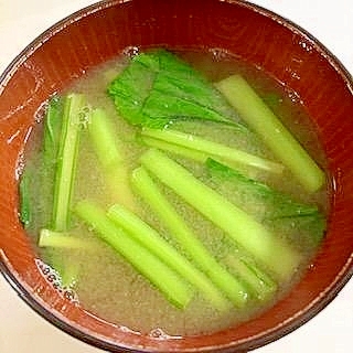 海老出汁で　☆　かぶの葉の味噌汁