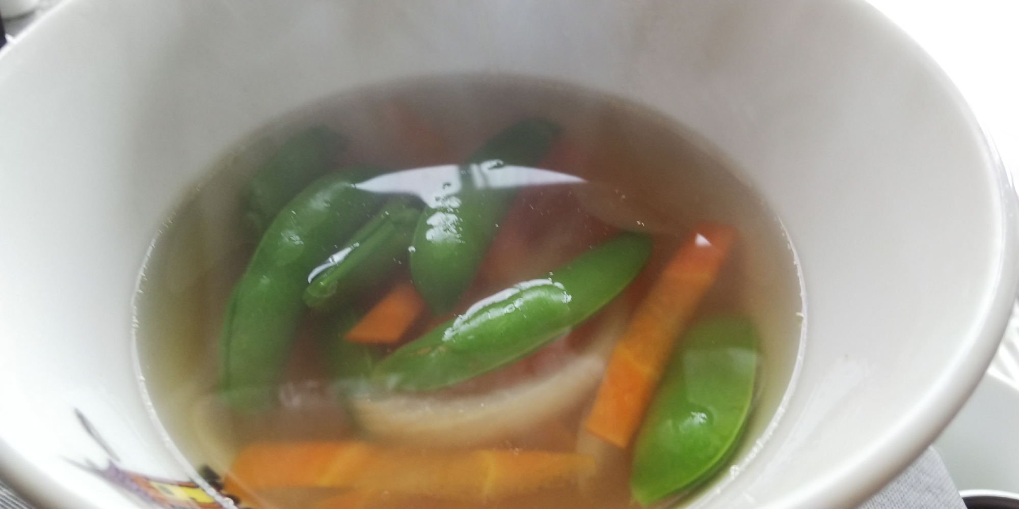 スナップエンドウの中華スープ