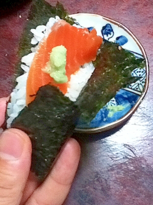 サーモンの手巻き寿司