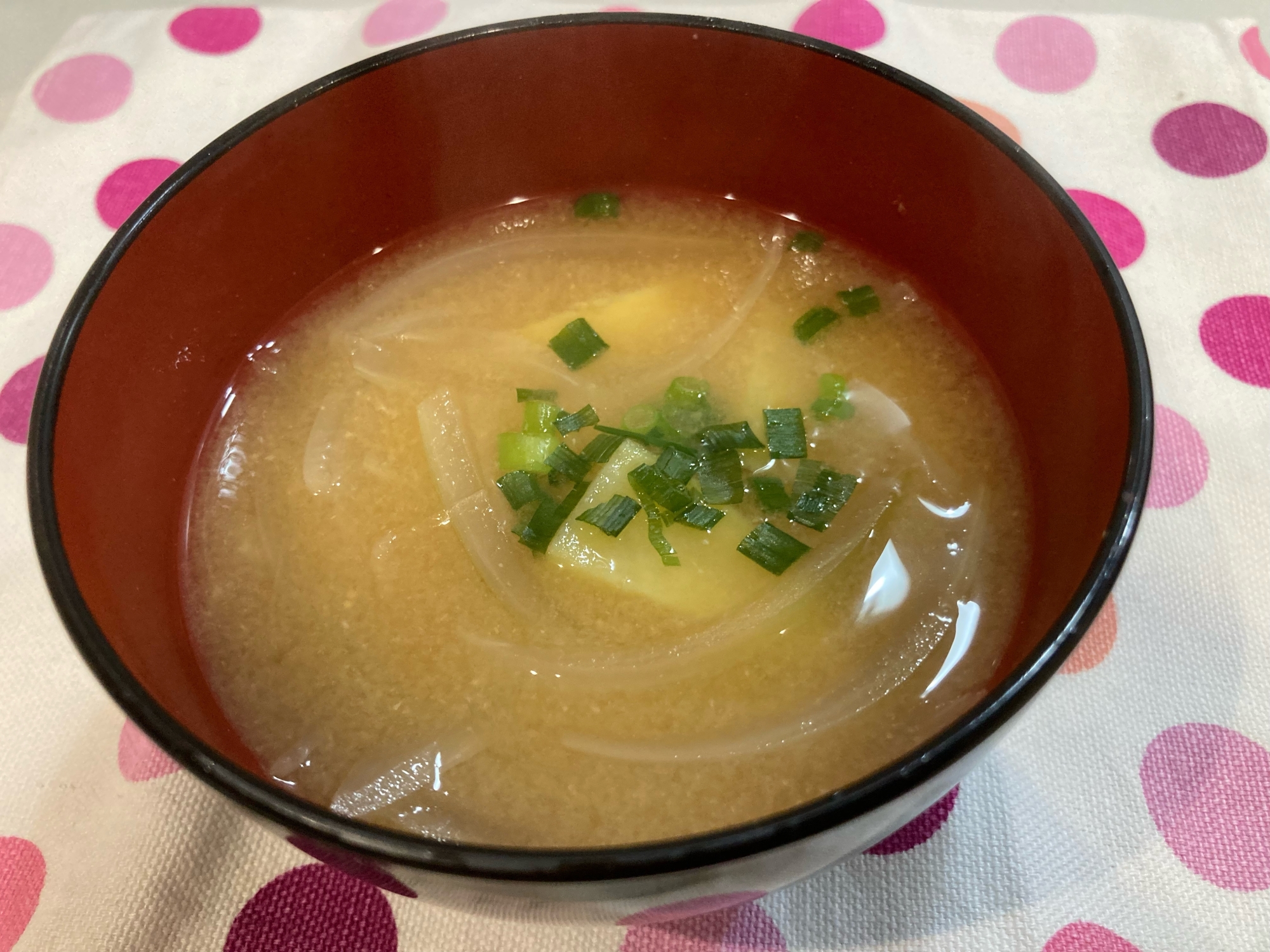 秋に美味しいさつまいものお味噌汁⭐