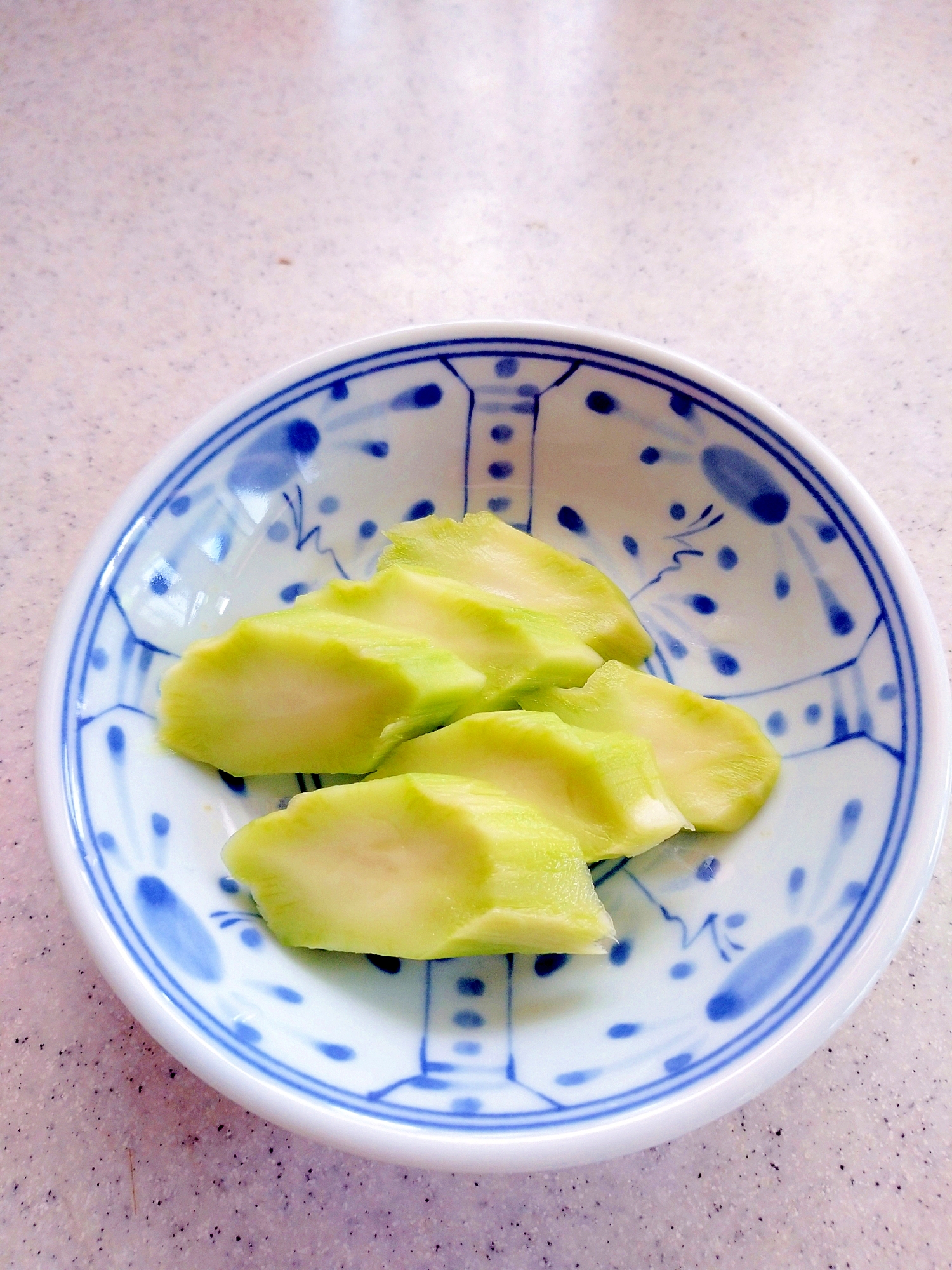 ブロッコリーの茎の味噌漬け