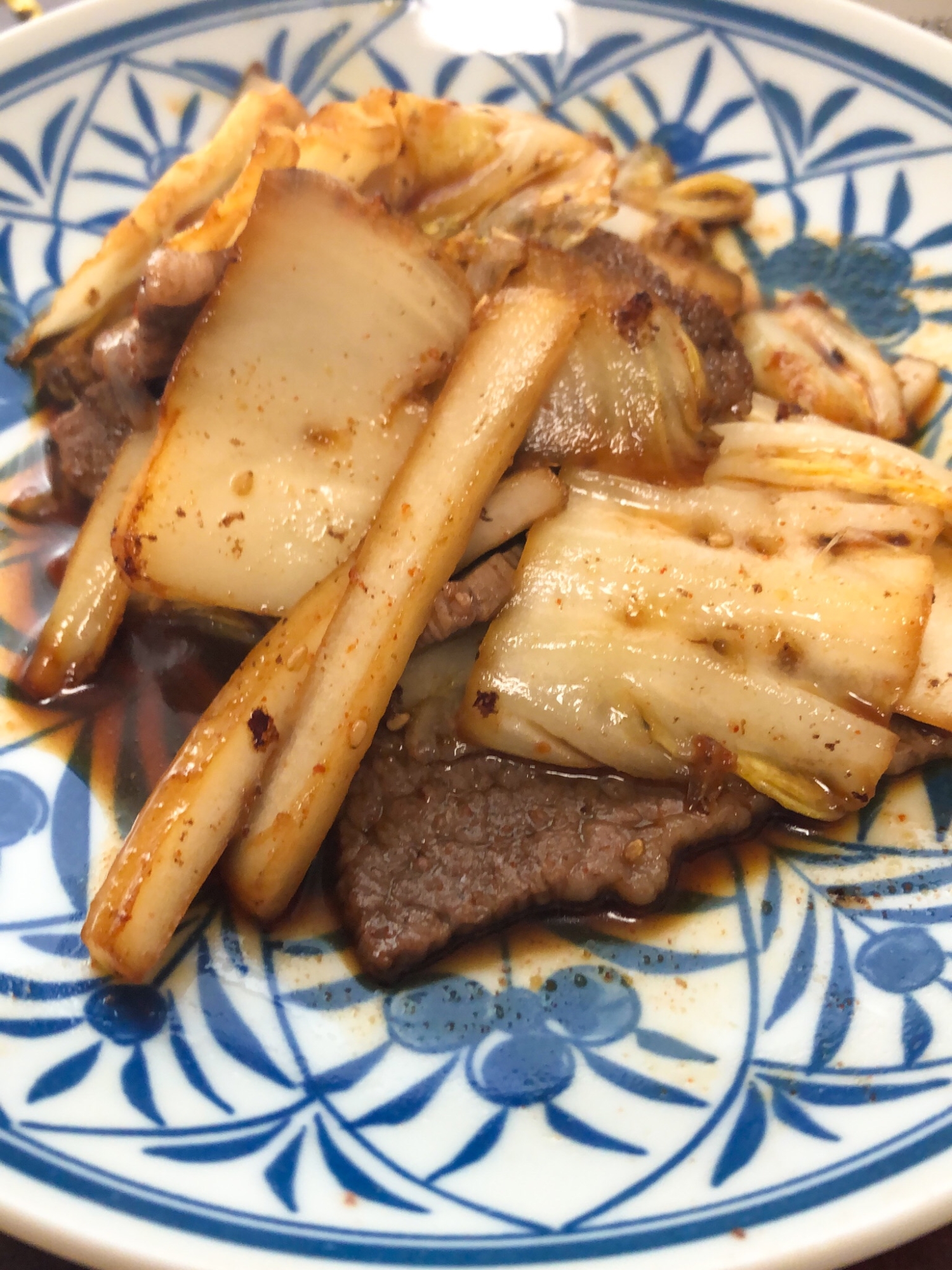 白菜と牛肉の焼肉のタレ炒め