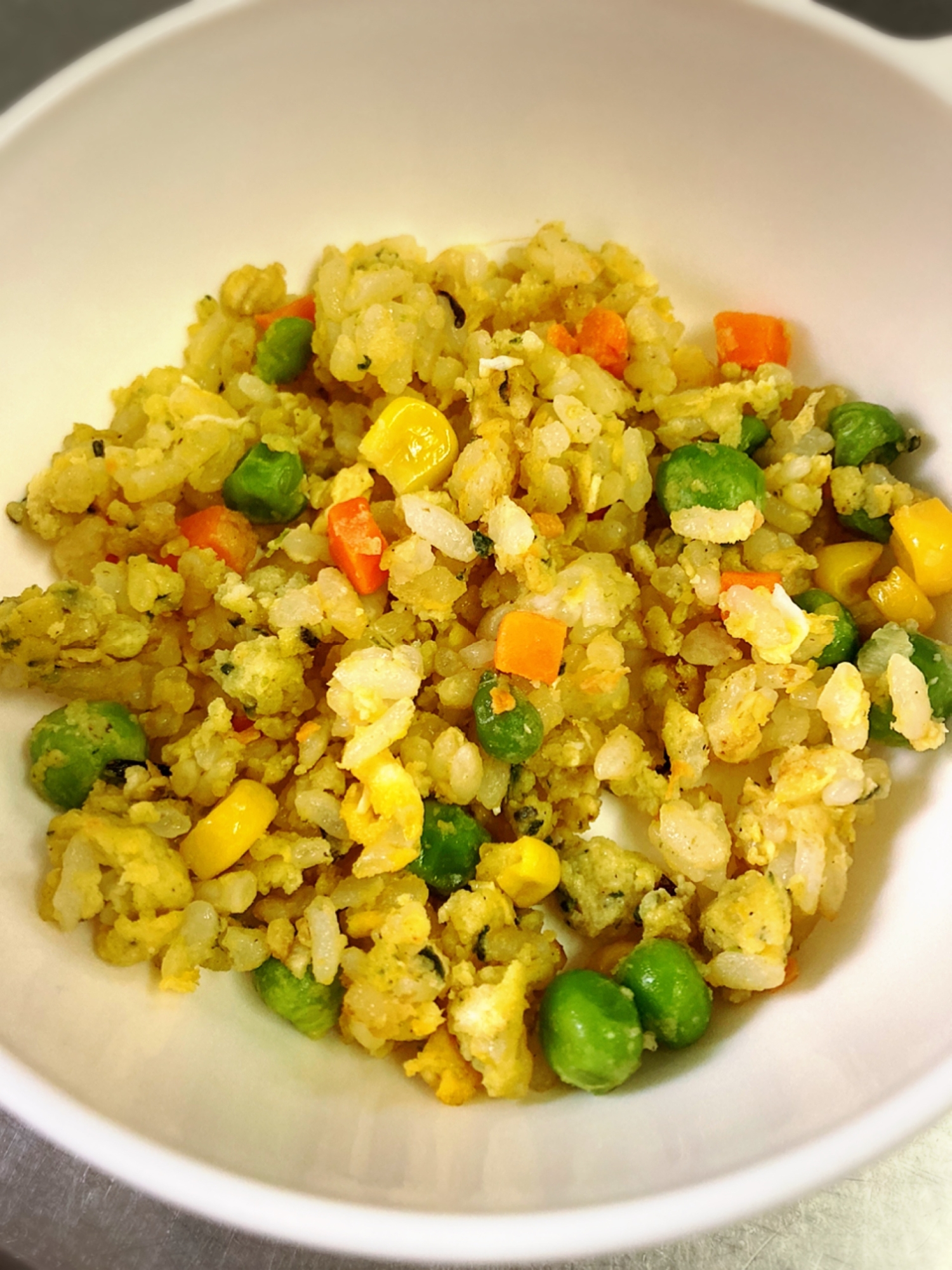 【子供もパクパク食べる!】パラパラチャーハン☆