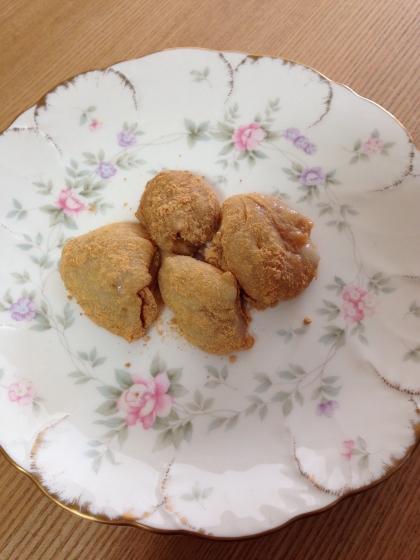 あっという間に完食でした。もっと‼︎という子供達に2回目以降はレンジでチン♪混ぜ混ぜ♪を繰り返したら出来ました(*^^*)v冷めても柔らかくて美味しかったです♪