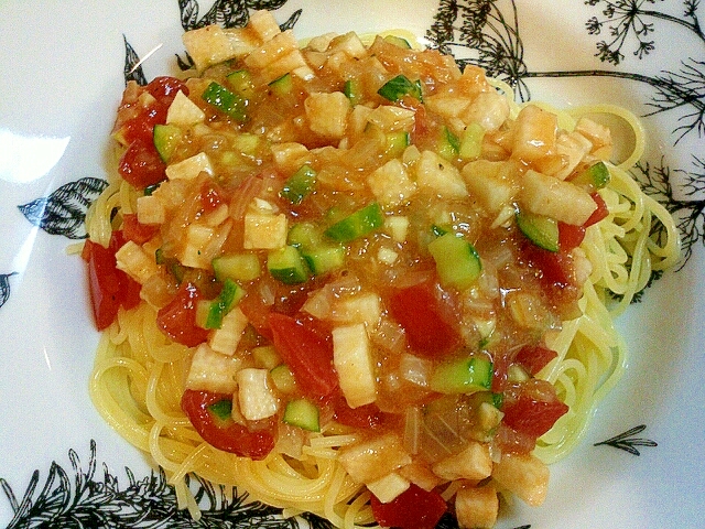 夏野菜のガスパチョ冷製パスタ