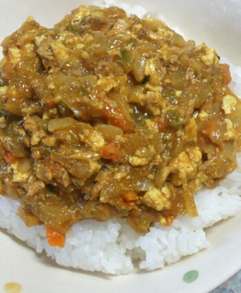 カレー粉で作る☆さばと豆腐のドライカレー