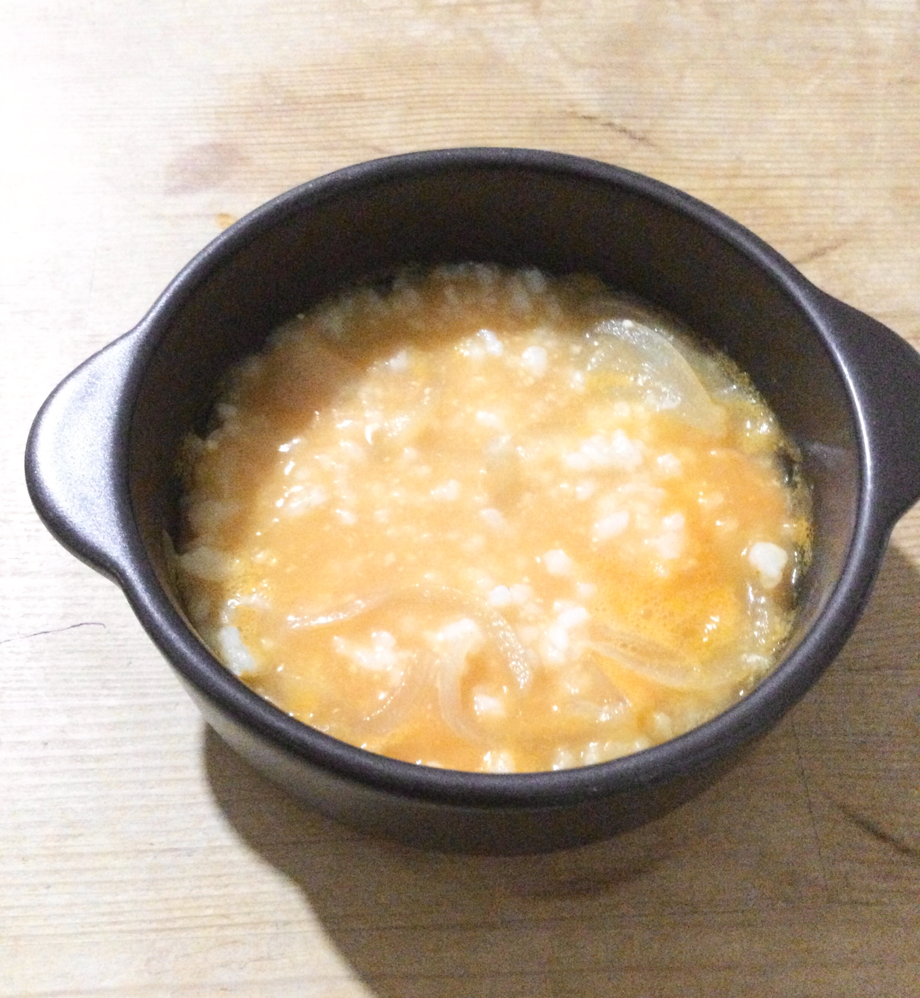 玉ねぎ人参入り味噌味おかゆ♪