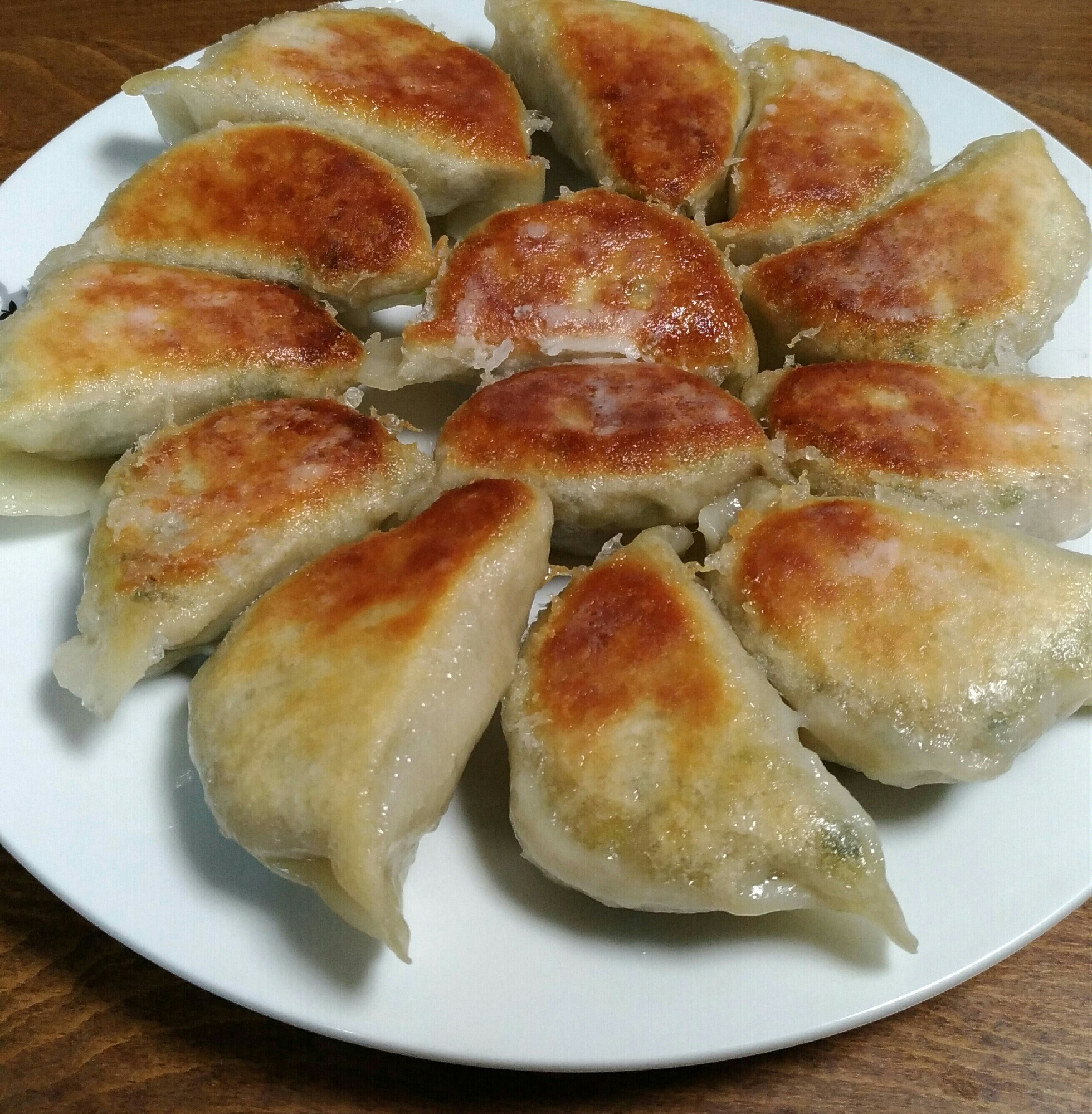もっちり!手作り特大!大判餃子の皮30枚分
