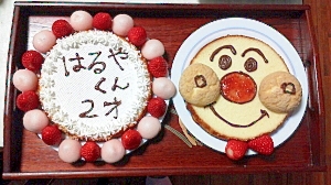 簡単 アンパンマンのお誕生日ケーキ レシピ 作り方 By Cha Cha Cha 楽天レシピ