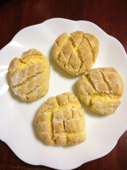 焼き上がり、形が微妙になりましたが、味はとても美味しかったです♪  簡単に作れて嬉しいです！ 次は綺麗に出来上がる様にチャレンジします|´▽`)ﾉ