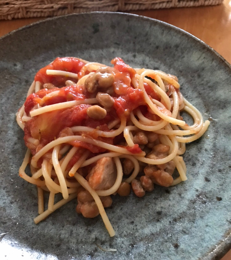 納豆とツナのトマトパスタ