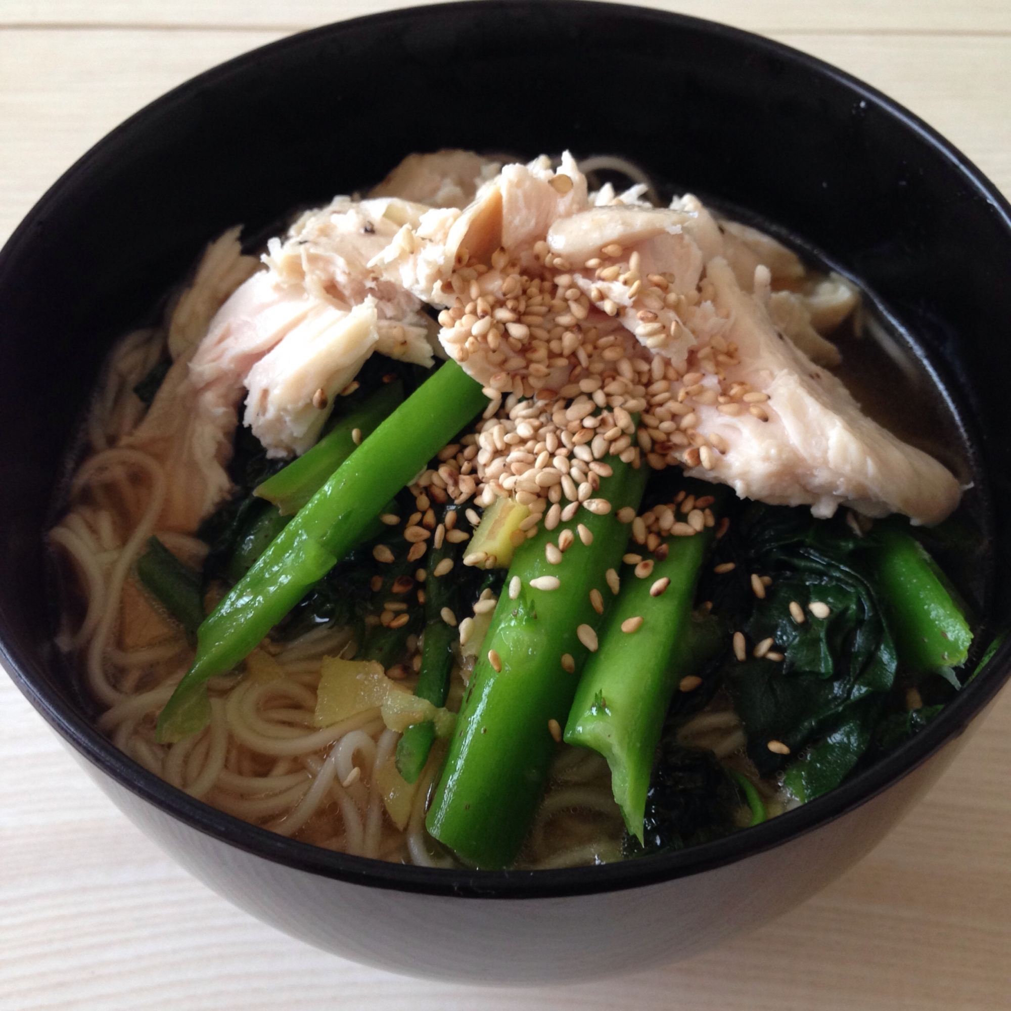 蒸し鶏とツルムラサキのそうめん♪