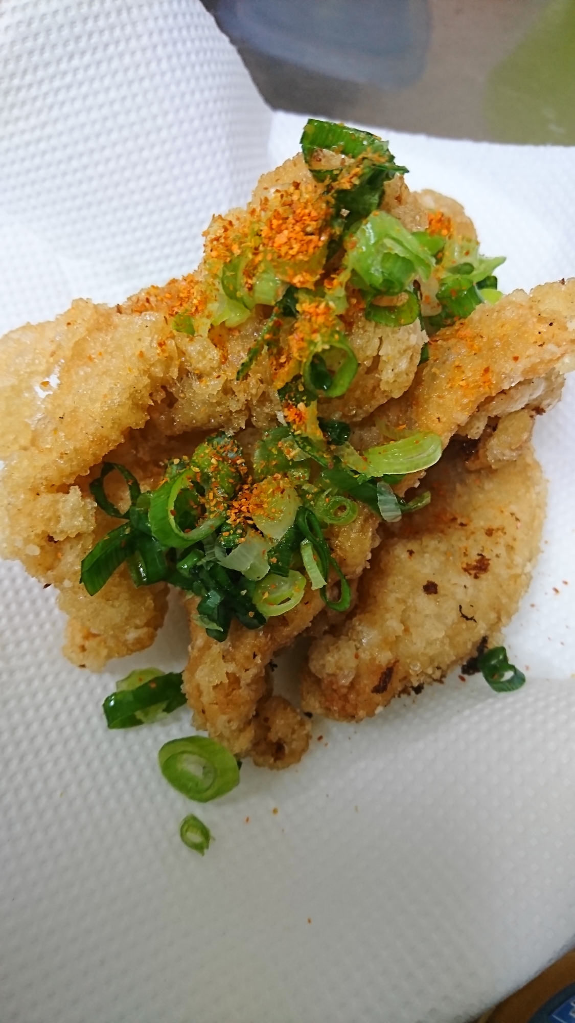 鶏皮の唐揚げ
