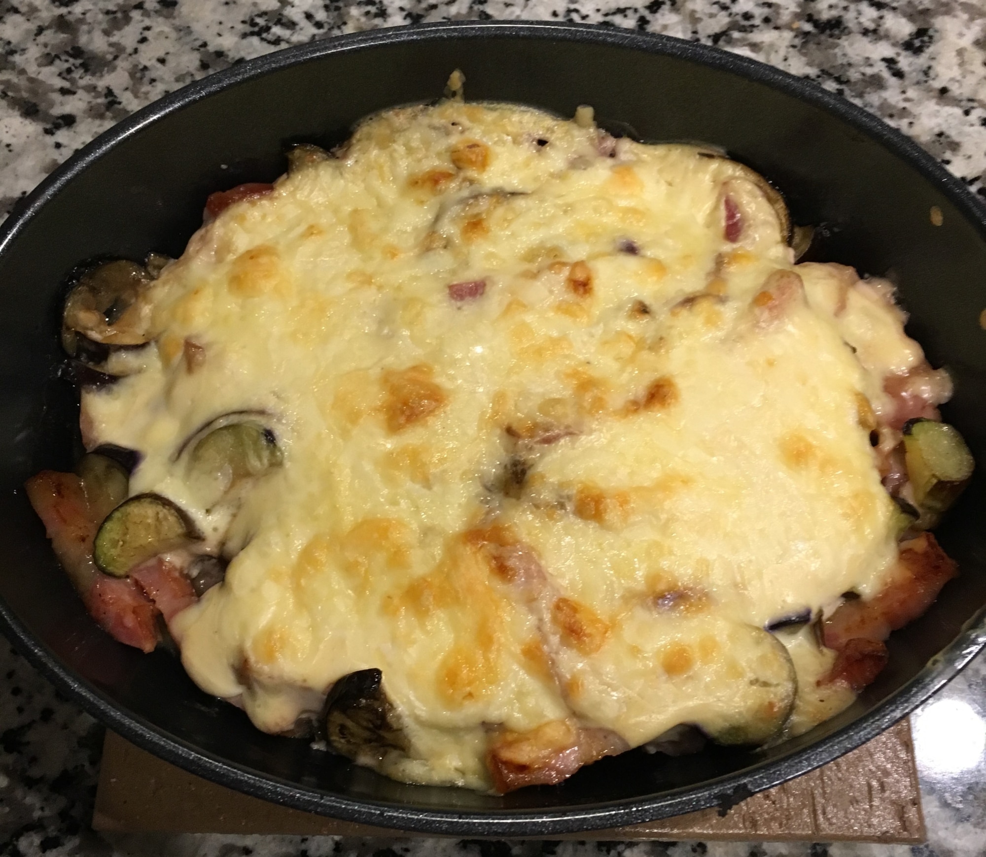 厚切りベーコンとなすの豆腐ソースグラタン レシピ・作り方 by minamittfc｜楽天レシピ