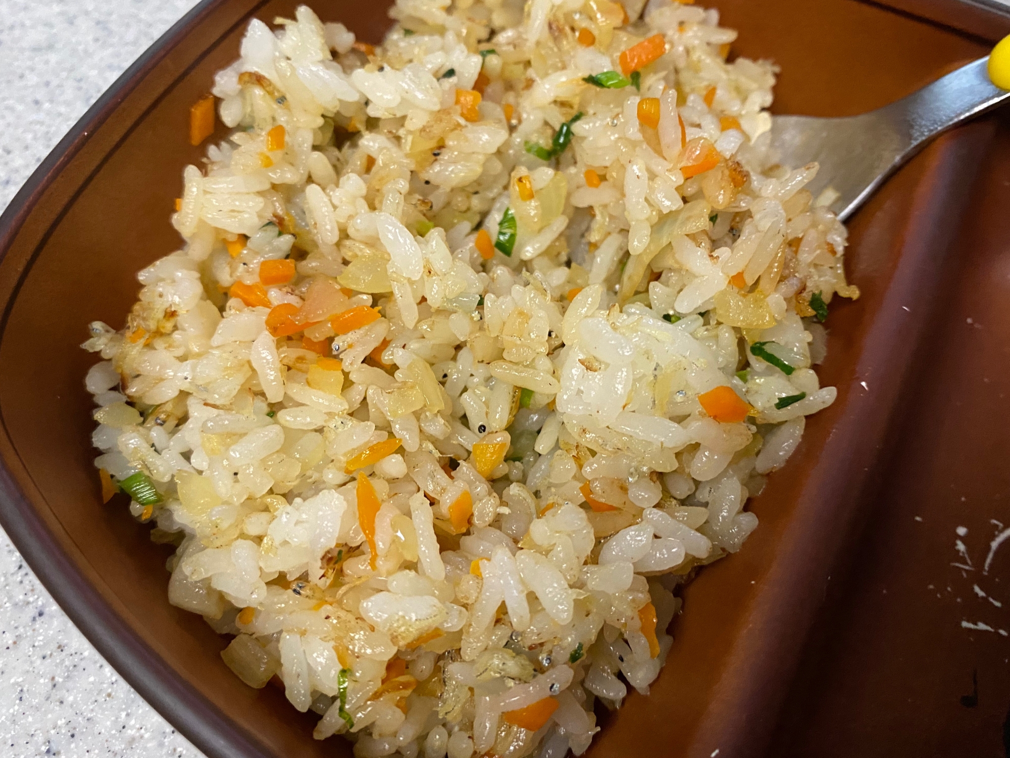 栄養満点☆子供も大好きじゃこチャーハン