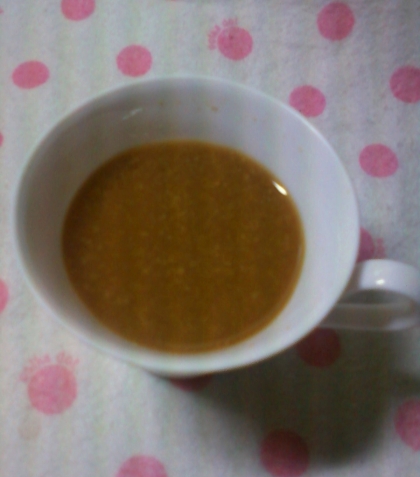 酒粕好きにはとってもたまらな～い美味しさ♪ご馳走様です☆２杯目の写真ですが…。１枚目は撮る前に飲んでしまいました＾＾；でも何杯飲んでも美味しいですね(ﾟ∇^d)