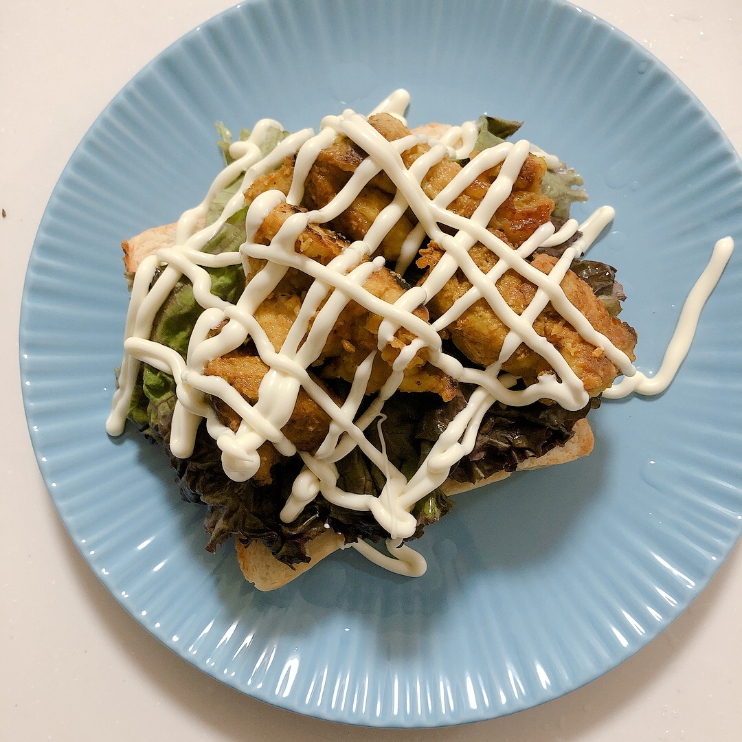 余ったタンドリーチキンで 食パンアレンジ レシピ 作り方 By つだ麻里依 楽天レシピ