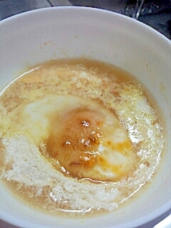 朝ご飯に♪簡単温玉スープ