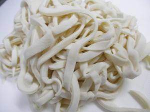 材料３つ男の手打ちうどん