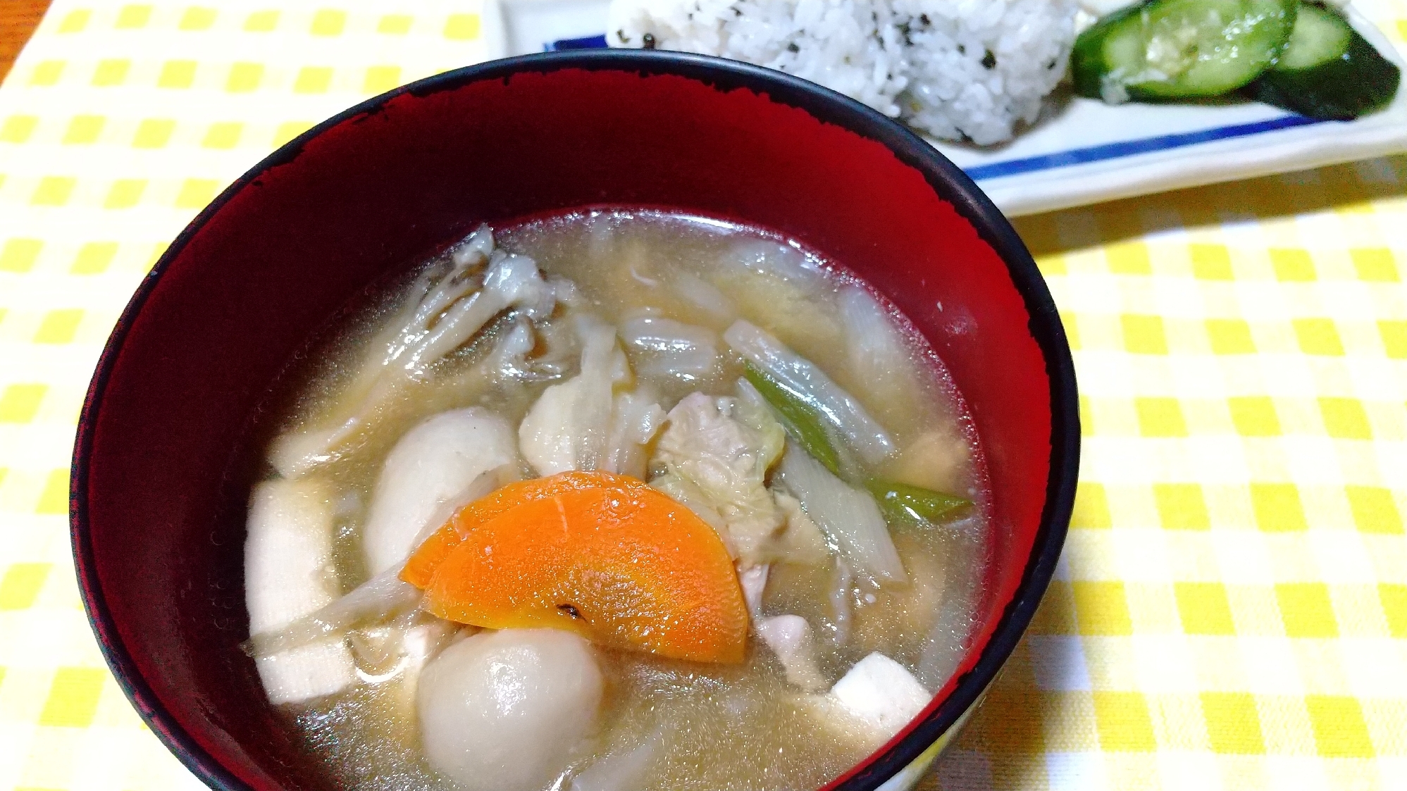 【おばあちゃんの】旨味たっぷり芋の子汁☆鶏肉入り