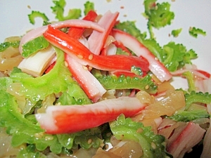 ゴーヤと中華クラゲのサラダ