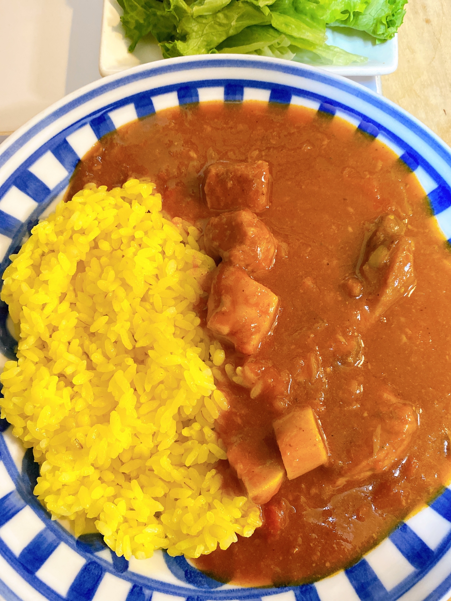 ポークビンダルーカレー  トマトの酸っぱいカレー