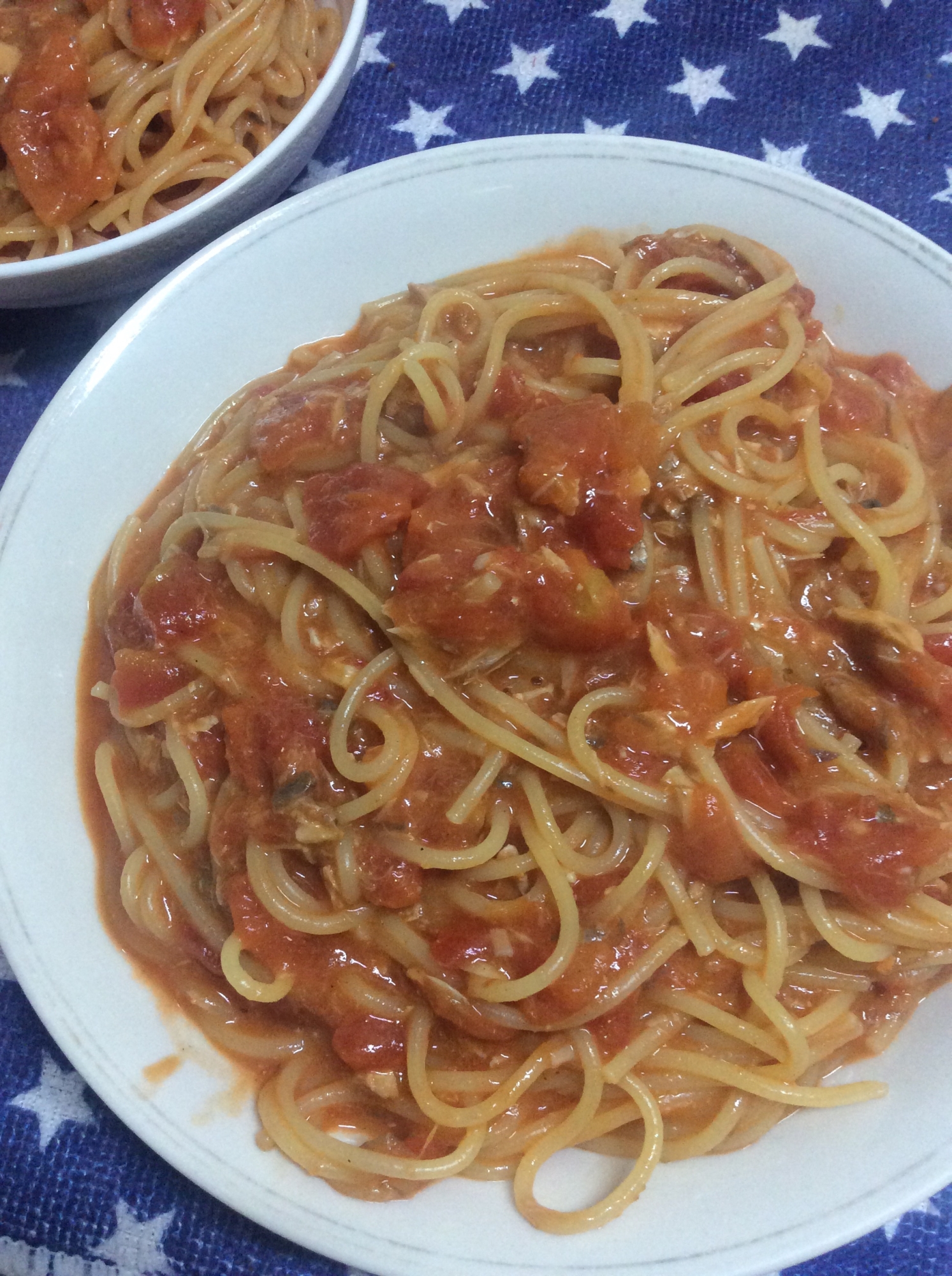 サバ缶で♪トマトクリーム煮込みパスタ