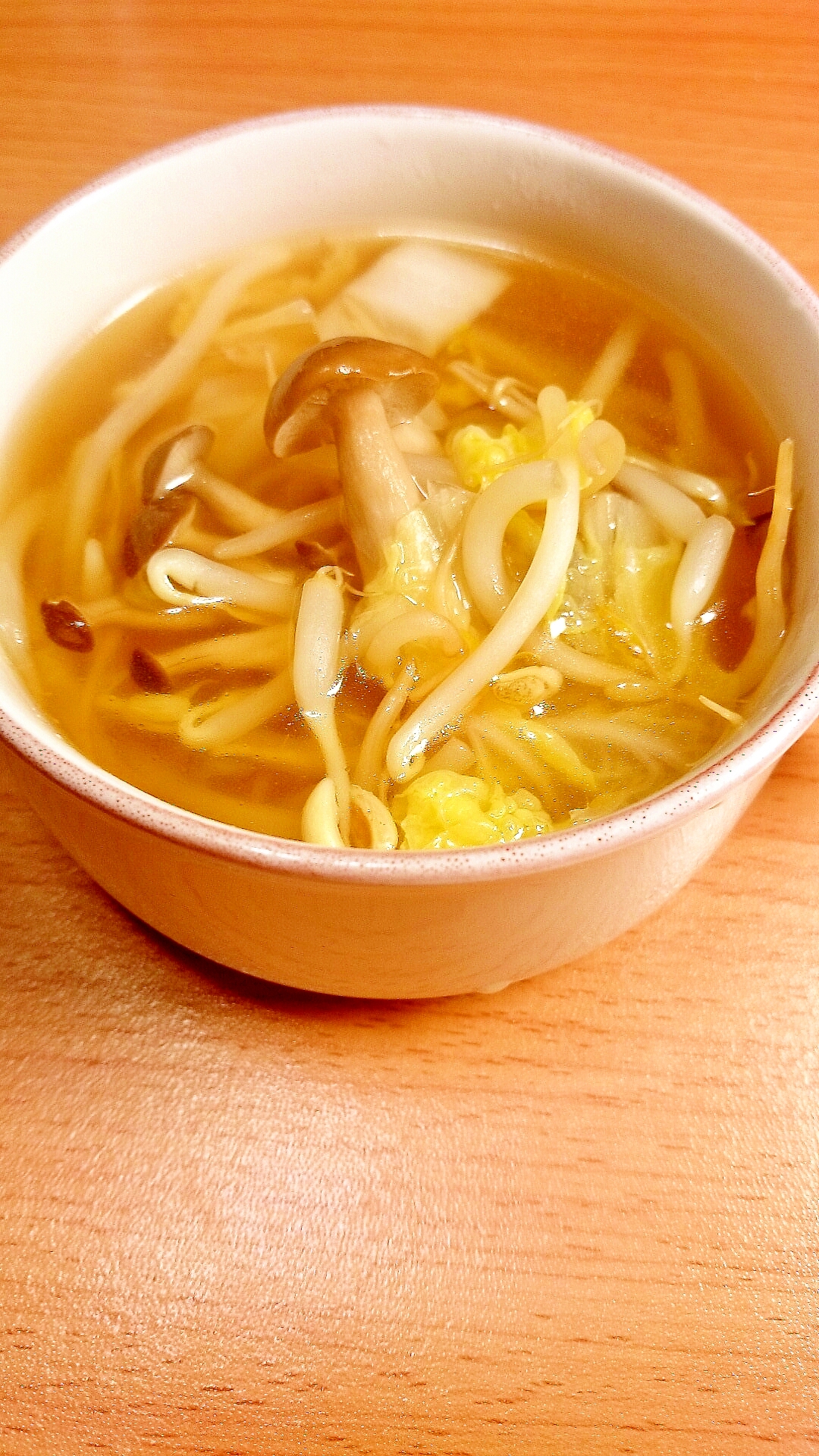 節約レシピ！残り野菜で作る、さっぱりポン酢スープ